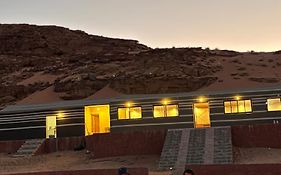 Wadi Rum Camp Stars & Jeep Tour